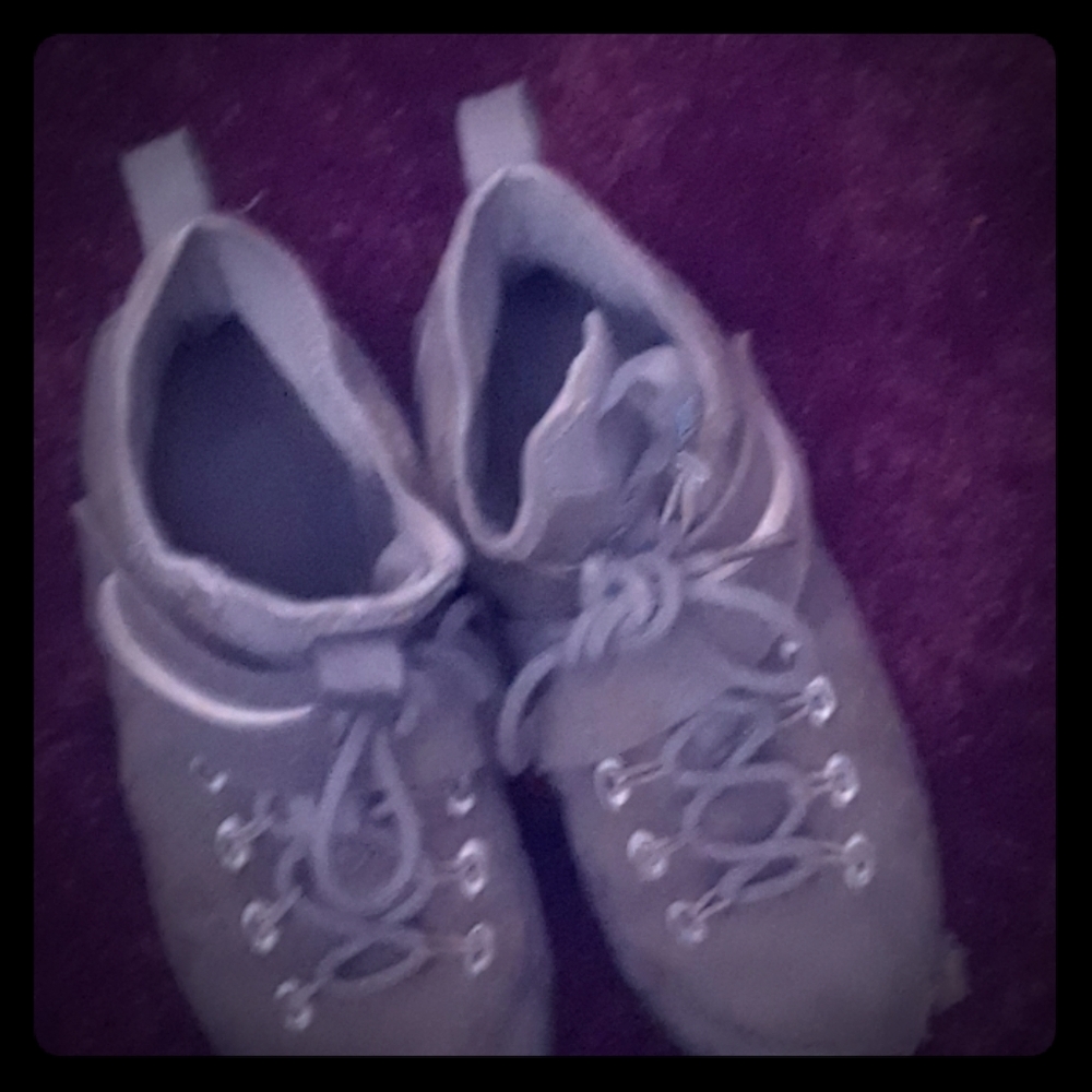 Shoe
